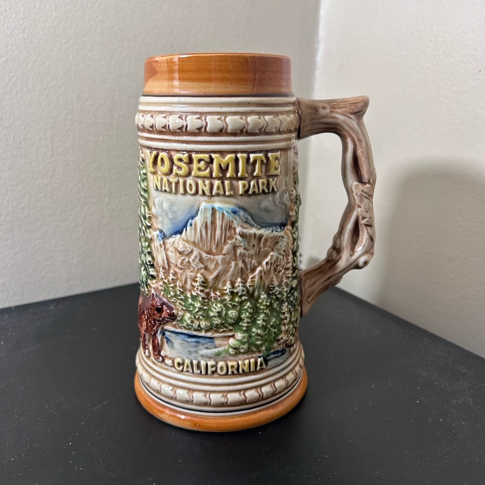 Yosemite National Park Ceramic Mug - Multicolor